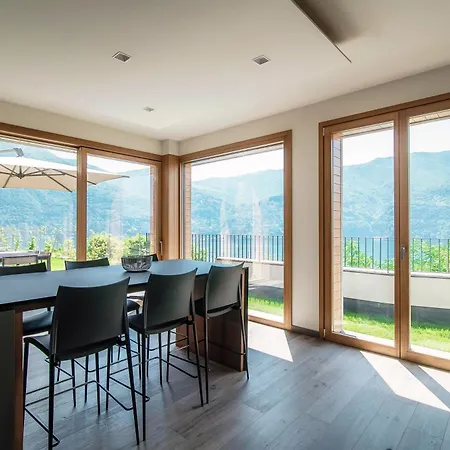 The Rock - By Myhomeincomo Villa *