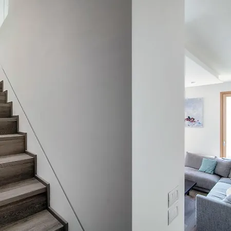 The Rock - By Myhomeincomo *