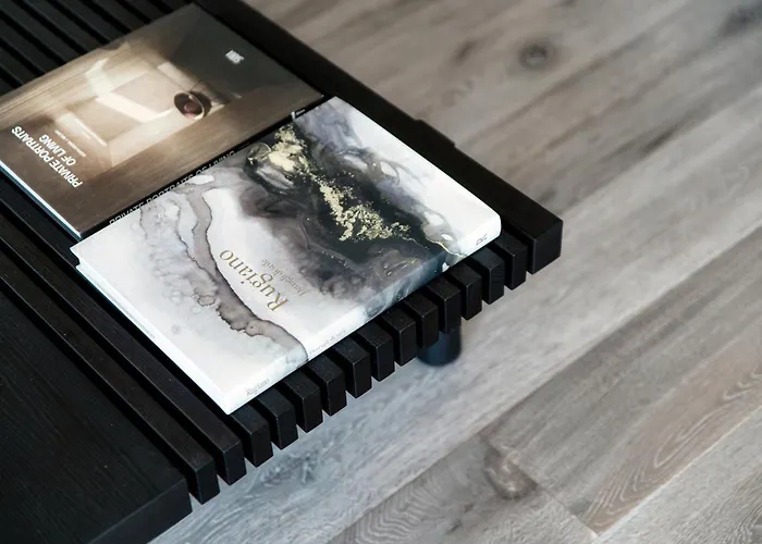 The Rock - By Myhomeincomo