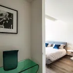 Βίλα The Rock - By Myhomeincomo Carate Urio