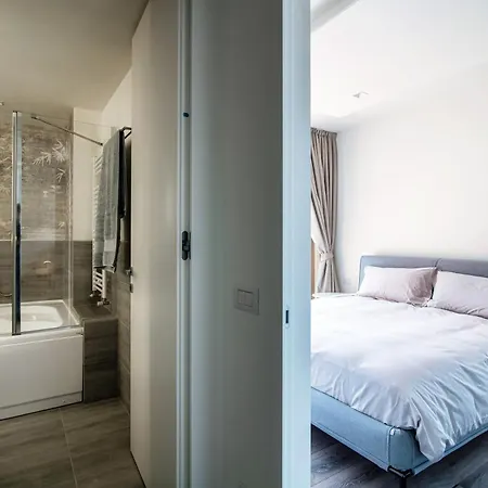 The Rock - By Myhomeincomo *